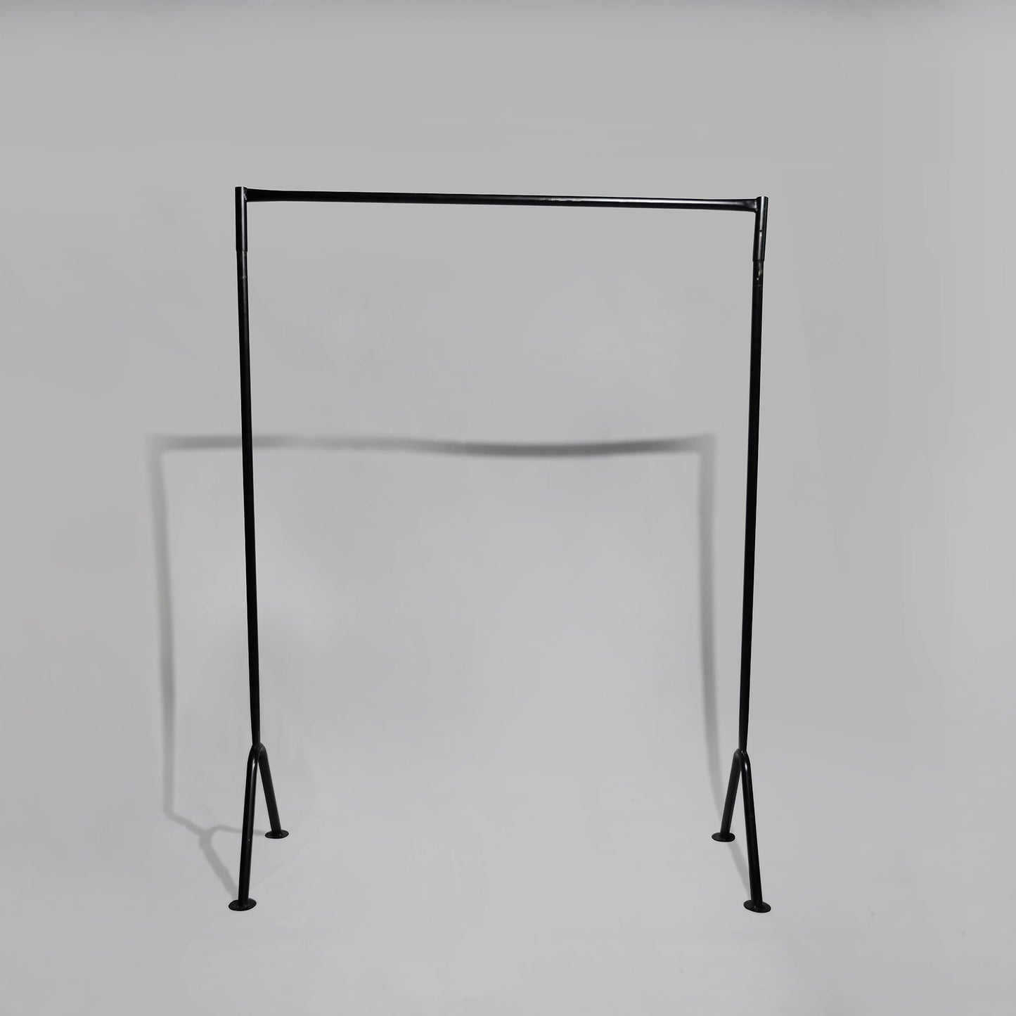 Single Pole Cloth Hanging Stand Open Wardrobe 5 Feet Stand