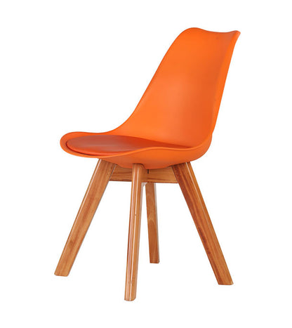 Modern Tulip Dining Chairs minimal design and soft cushioned seat it fits perfectly in dining areas, study corners, cafés, or modern living rooms