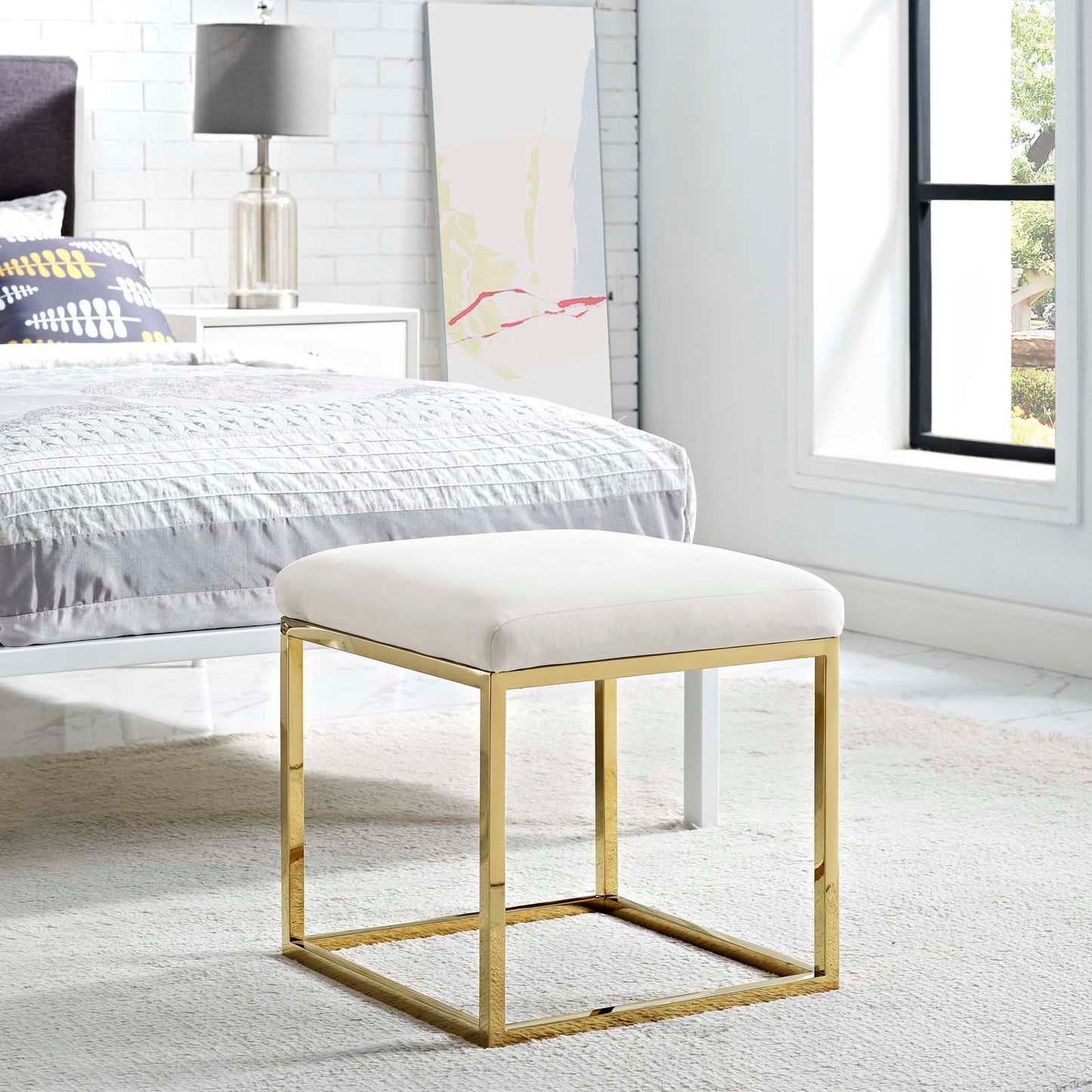 Saqure Stool Golden Fram For Living Room Décor